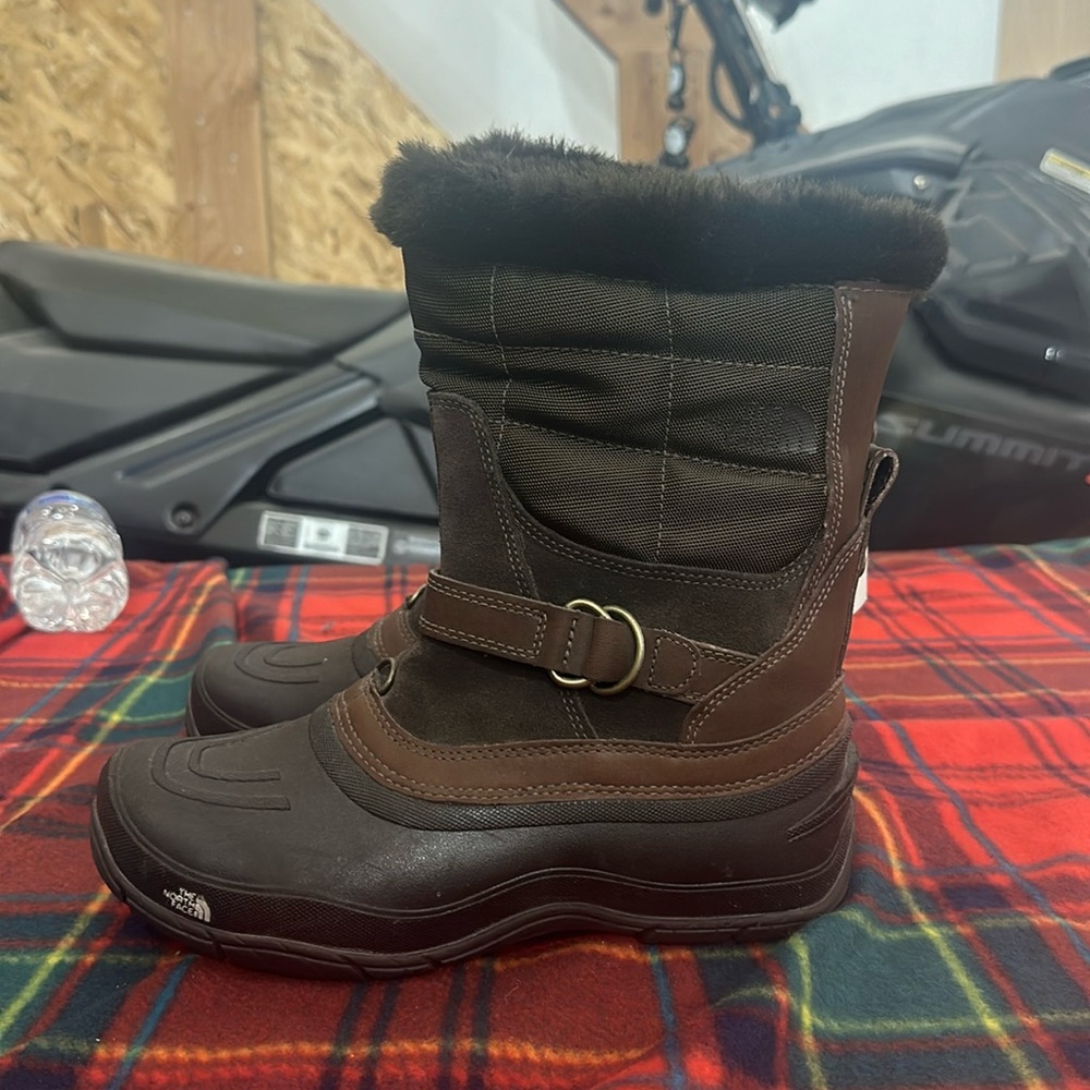 North Face Chilkat Winter Boots